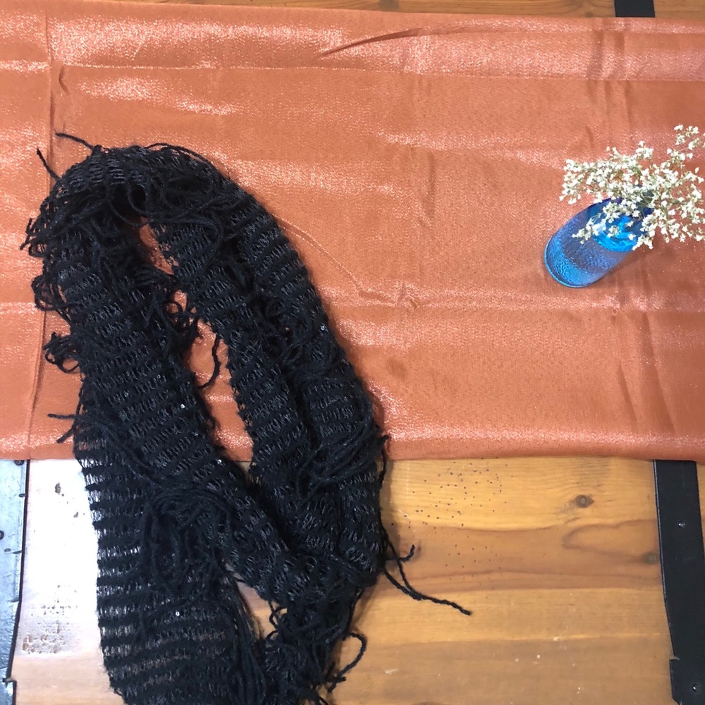 Scarf bundle - Picture 3 of 3